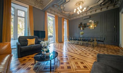 barcelona city center apartments.